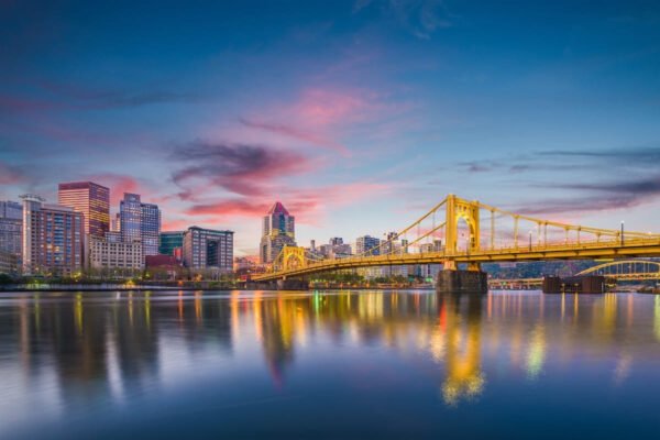 Envision Eye Care offers comprehensive eye care services and in-demand lenses and frames to Pittsburgh and the surrounding communities